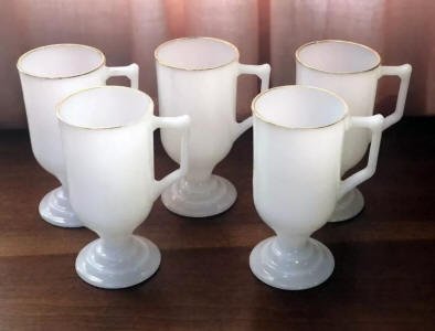 federal glass pedestal mugs